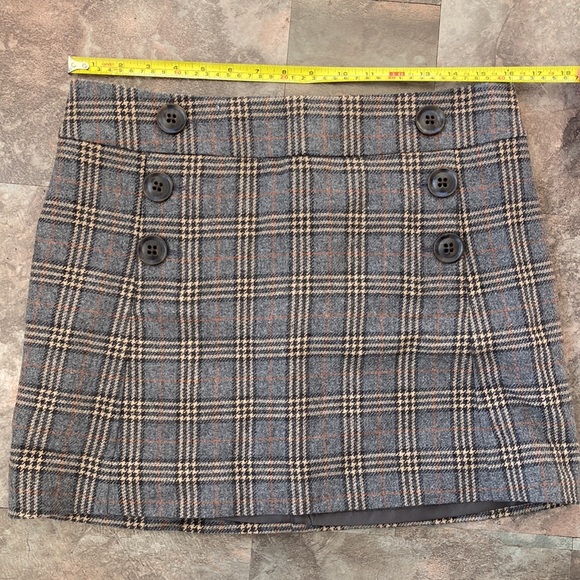 Gap Tartan Mini skirt size 6 EUC worn once.Grey cream & orange - Picture 8 of 9